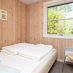 6 Person Holiday In R M
